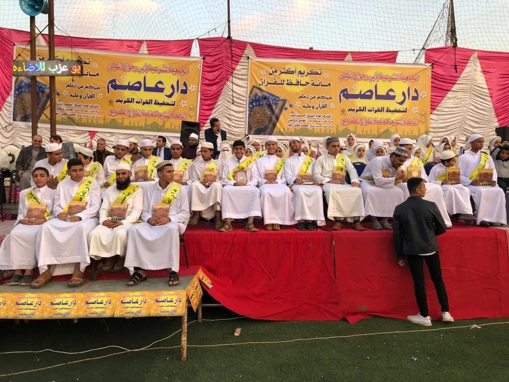 حفل تكريم 115 حاملا للقرآن بقرية أبو رجوان في الجيزة