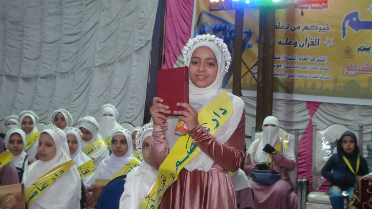 حفل تكريم 115 حاملا للقرآن بقرية أبو رجوان في الجيزة