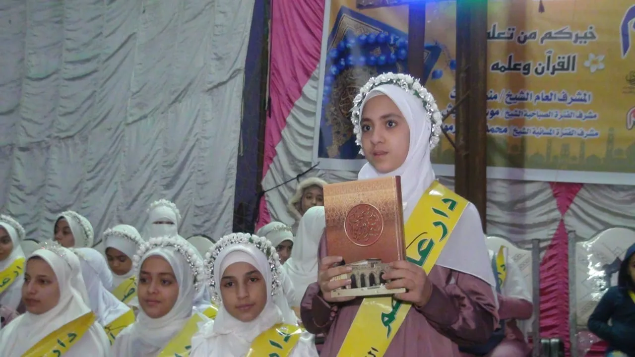 حفل تكريم 115 حاملا للقرآن بقرية أبو رجوان في الجيزة