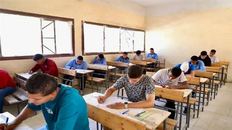 بعد دبلوم الصنايع 2025.. دليلك الكامل للكليات والمعاهد المتاحة وأهم خطوات التنسيق