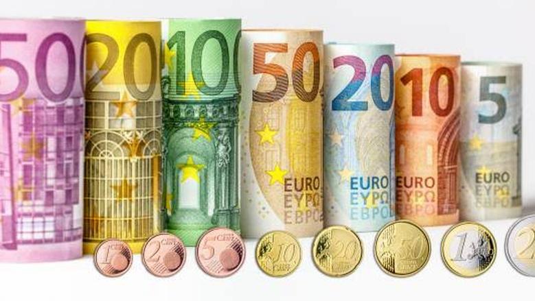 تراجع طفيف في سعر اليورو أمام الجنيه المصري اليوم