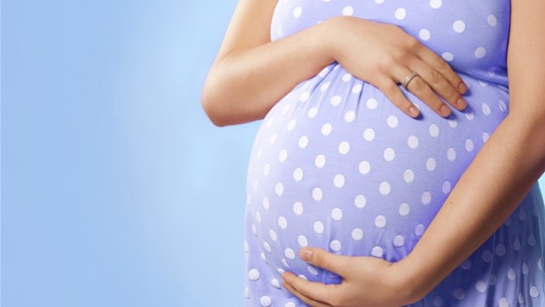 علامات الحمل المبكر: متى تبدأ وكيف يمكن تمييزها؟