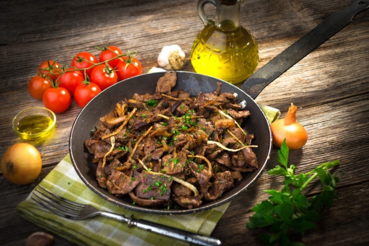 الكبدة.. كنز غذائي متكامل بين الفوائد العظيمة ووصفات التحضير الشهية