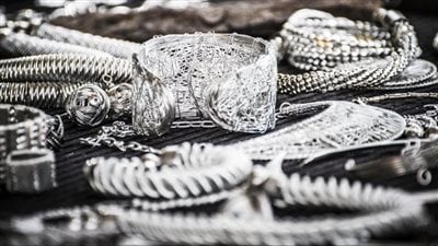 عاجل | تراجع طفيف في أسعار الفضة اليوم الاثنين 10 نوفمبر 2025