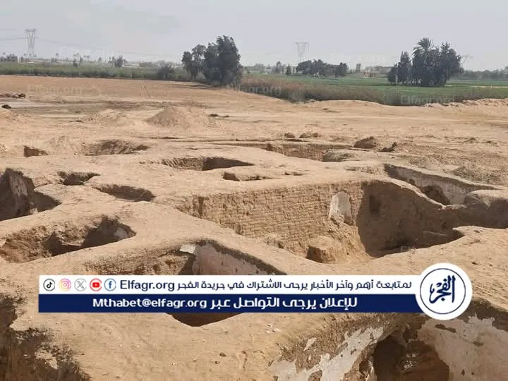 الكشف عن مبنى أثري