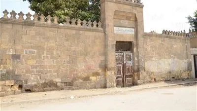 «الفجر» تكشف أسرار وحكاوي الموتى .. قصص من داخل «مقابر» الإمام الشافعي