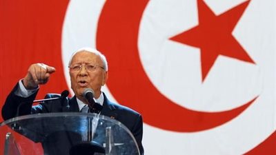 غدًا.. السبسي يزور قطر