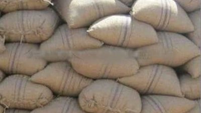 ضبط 9 أطنان أرز مجهولة المصدر داخل محل في المطرية 