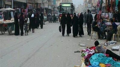 لأول مرة.. التحالف الدولي يلقي منشورات تطالب سكان الرقة السورية مغادرتها 