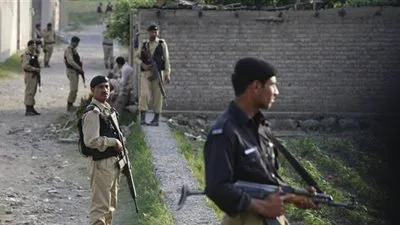 مقتل 3 مسلحين بانفجار عبوة ناسفة في باكستان 