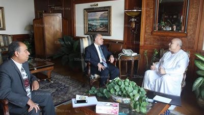 وزير الري يلتقي ممثلي المزارعين‎