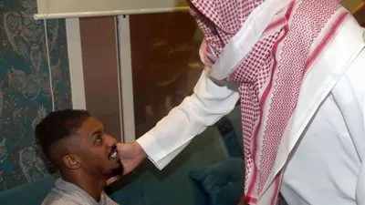 فيصل بن تركي يطمئن على صحة 