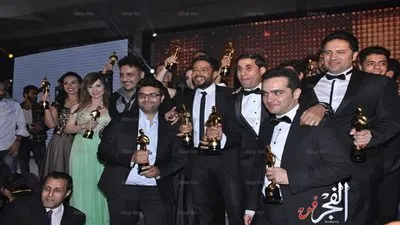 صور جماعية تنهى حفل الميما بحضور نجوم الفن 