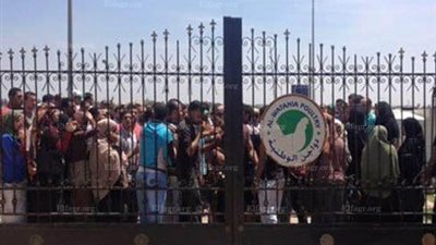 تواصل إضراب عمال الشركة الوطنية للدواجن بالبحيرة.. (صور)