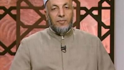 عالم أزهري يوضح الحكم الشرعي للعب علي الكمنجة 