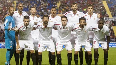 بالفيديو..بكاء لاعبي إشبيلية بعد الخسارة من برشلونة في نهائي كأس ملك إسبانيا 