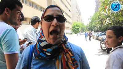  قدامى خريجي المعلمين الشرطة النسائية أمام الوزراء هددتنا بالحبس