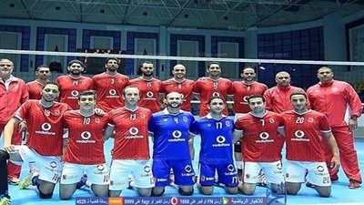 نجم طائرة الأهلي الجديد يحتفل بانضمامه للكتيبة الحمراء عبر 