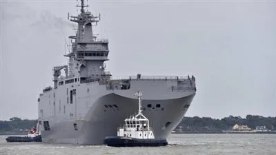 رفع العلم المصري على 