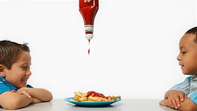 تعرفى علي مكونات الكاتشب الجاهز وأضراره