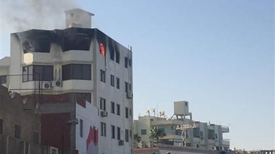 مصرع شخص فى حريق فندق جرين هاوس بالسويس 