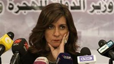 تامر أمين مداعبًا وزير الهجرة بسبب كثرة الحوادث: 