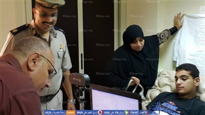 أمن دمياط يسهل إجراءات استخراج بطاقة الرقم القومي على مريض بمستشفى دمياط التخصصي (صور)