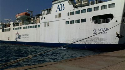 وصول 604 راكبا من العمالة المصرية بالخليج لميناء الغردقة 