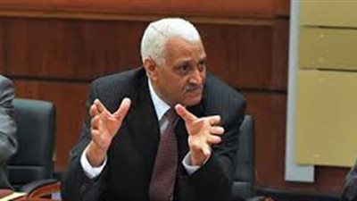 محافظ السويس بعد غلقه المستشفى التي توفت بها فتاة: لو في عملية غير الختان مكنتش أغلقتها