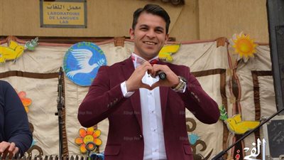 محمد رشاد ينتهي من تسجيل تتر 