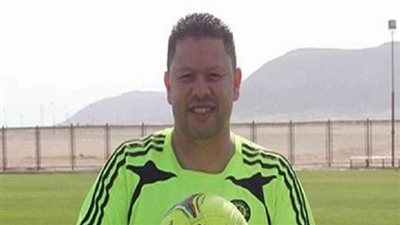 رضا عبد العال: الخطيب أمهر من بيليه