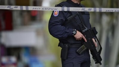 العثور على روسية وإيطالي مقتولين على متن يخت باسبانيا