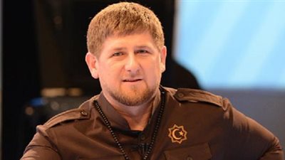 قاديروف يعلن توفير وجبتي السحور والإفطار للنازحين في سوريا