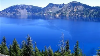 بحيرة بايكال في روسيا