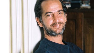  صدمة هشام سليم فى زوجته تعرضه لحادث سيارة أليم