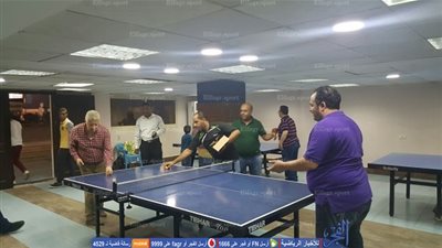 بالفيديو والصور.. رئيس الزمالك ينهي أزمة 