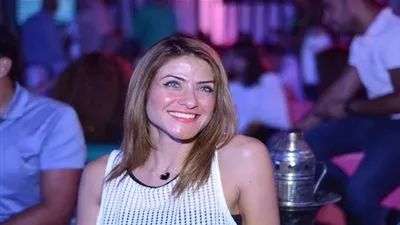 نجوم الفن في افتتاح خيمة 