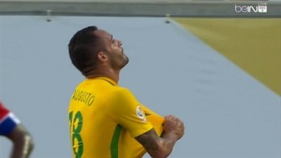 بالفيديو..ريناتو أجوستو يعزز بالهدف الثالث للسامبا في مرمى هايتي 