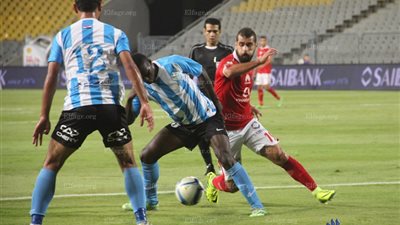 إصابة عبدالله السعيد بشرخ في الترقوة