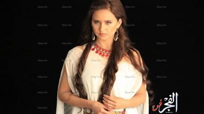 نيللي كريم تتعرض لإنتكاسة داخل مستشفى العباسية 