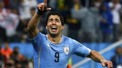 سواريز: أنا عاجز.. أشكر تاباريز لعدم إشراكي مع أوروجواي