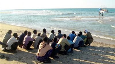 إحباط محاولة 229 شخصًا للهجرة غير الشرعية عبر سواحل البحيرة