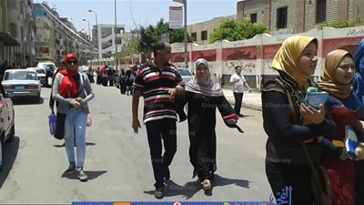 ارتياح بين طلاب 