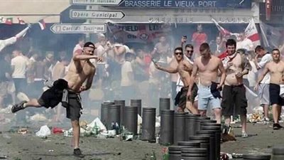 إطلاق هاشتاج #إلغاء_اليورو بعد شغب جماهير إنجلترا وروسيا