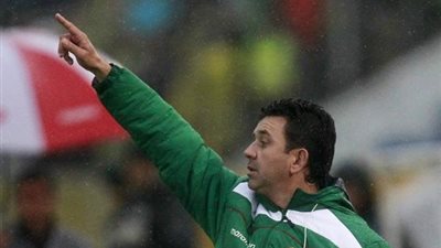 مدرب بوليفيا عن مباراة الأرجنتين: رؤية ميسي تكفيني