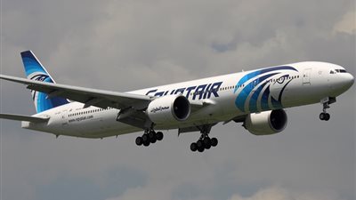 محققون: إشارات الصندوق الأسود لطائرة مصر للطيران ستتوقف في 26 يونيو