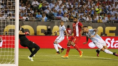 التشكيل: سانشيز يقود هجوم تشيلي ..وبنما تتسلح بـ