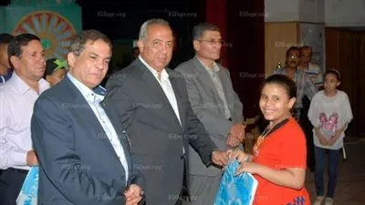 محافظ الشرقية يفتتح معرض للفنون التشكيلية بقصر ثقافة الزقازيق (صور)