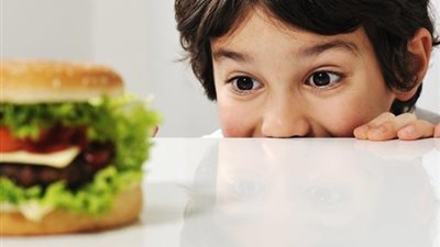 احمي طفلك من الجوع والعطش أثناء الصيام  