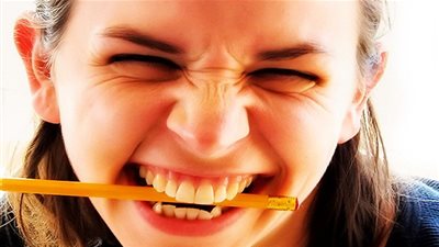 أفضل 8 الأغذية للحصول على عظام وأسنان قوية	